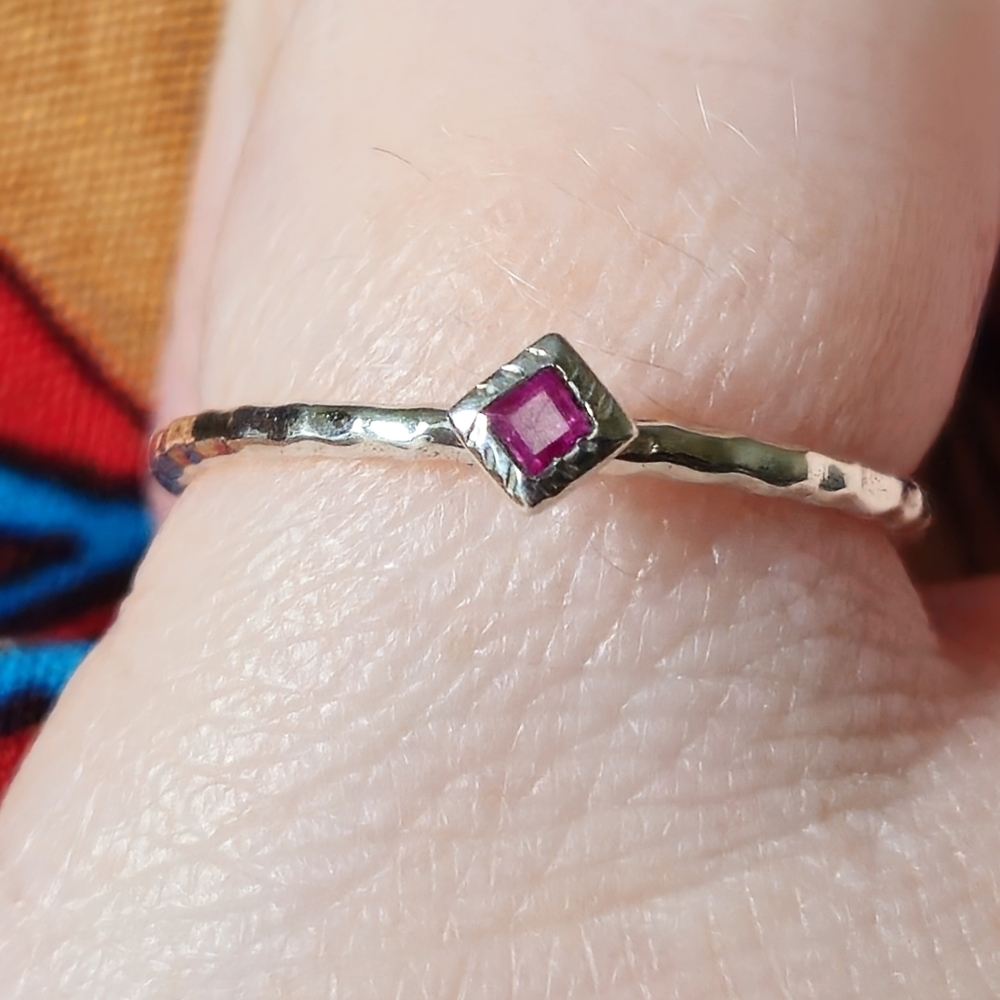 Vintage Sterling Silver Diamond Shape Ruby Ring Size 5 Engagement Promise July